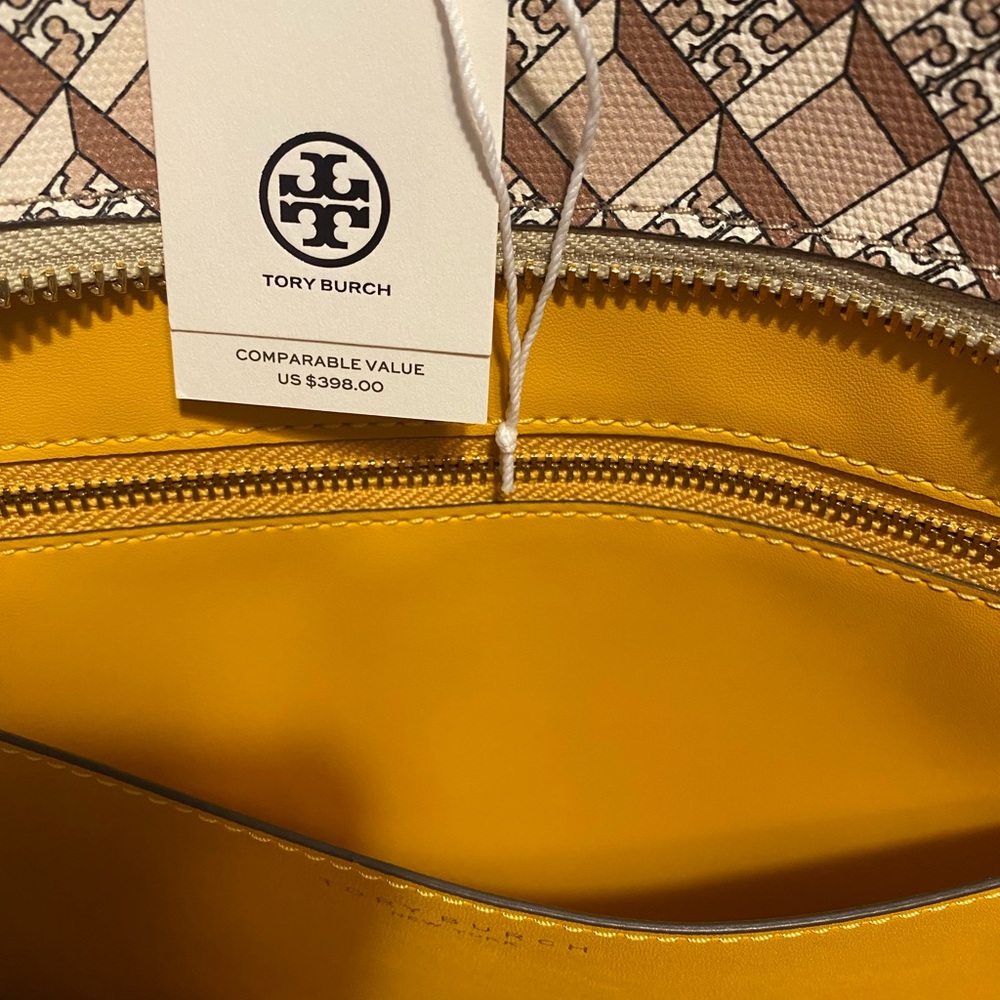 Bundle - Picture 2 of 8